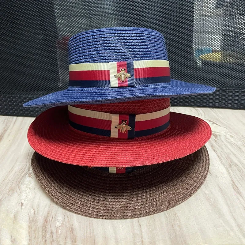 Letnie proste w paski pszczoły ręcznie robione płaska słomka kapelusz odpowiedni do damskiej plaży na plaży Sunshade Hat w Panamie 2024 Women Hat 240307
