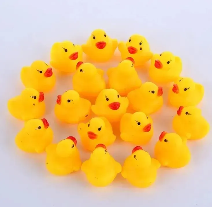 Party Favor Fashion Bath Water Duck Toy Baby Small DuckToy Mini Yellow Rubber Ducks Children Swimming Beach Gifts