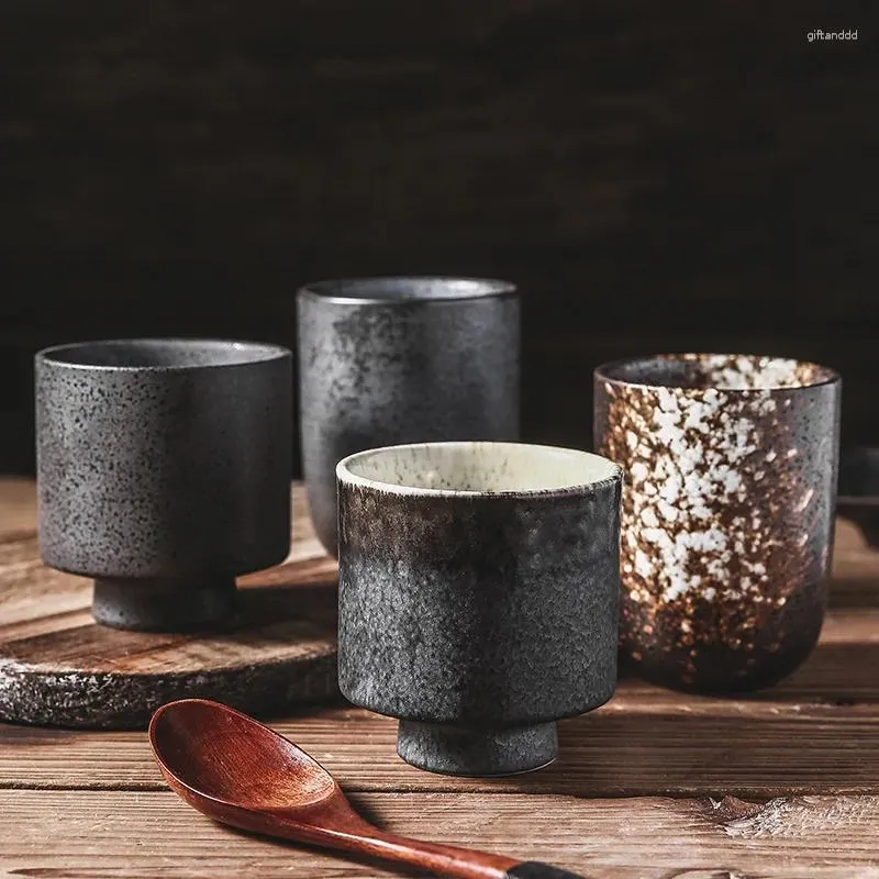 Teetassen im japanischen Stil, hohe Tasse, Haushaltskeramik, Wasser und koreanischer Kaffee, Matcha