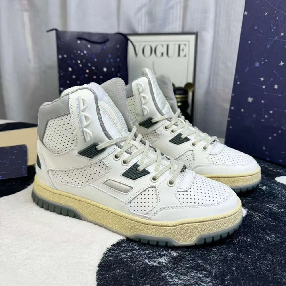 Nya höga toppmän sneakers kvinnor nödställda effekt sneaker högkvalitativa plattformstränare basket inspirerad sport casual sko med box 535