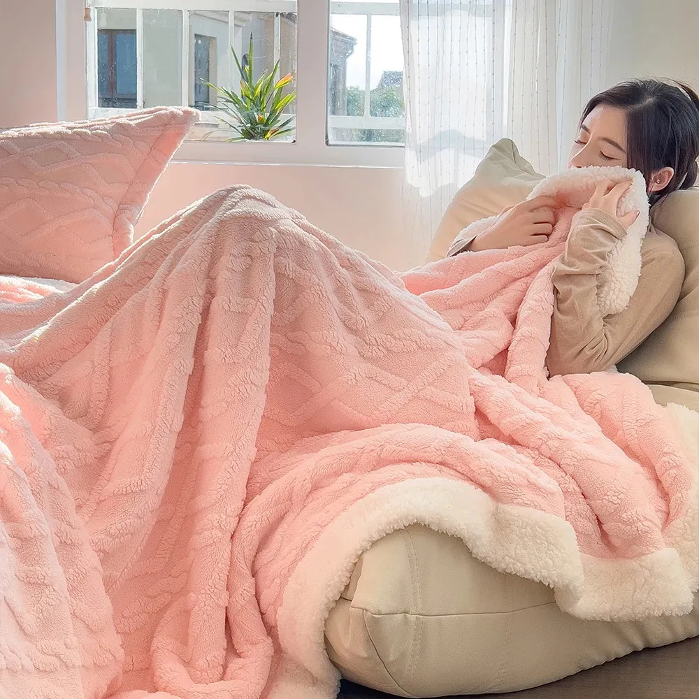 Yanyangtian Winter Warm Velveteen filt Pluf Fluffy Knee Soffa Cover Plaid Home Decoration Luxury Quilt Baby 240304
