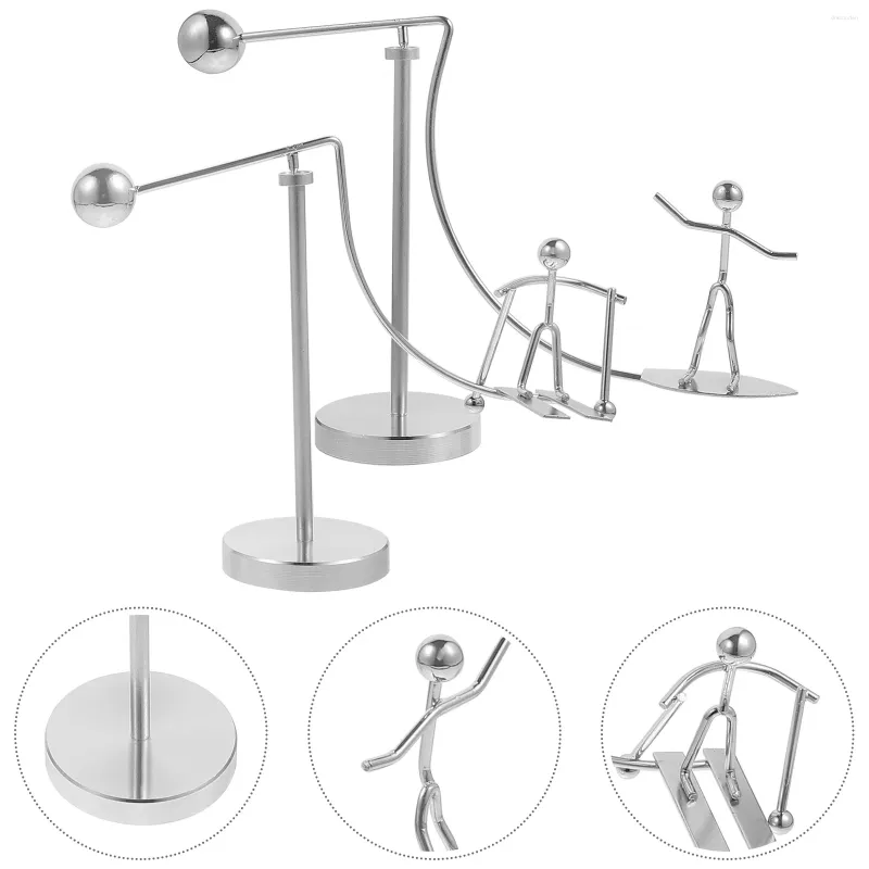 Dekorativa figurer 2 datorer Tumblers Balanserar skulpturdekor Järn män utsmyckning enkel metall leksak skrivbord ornament student