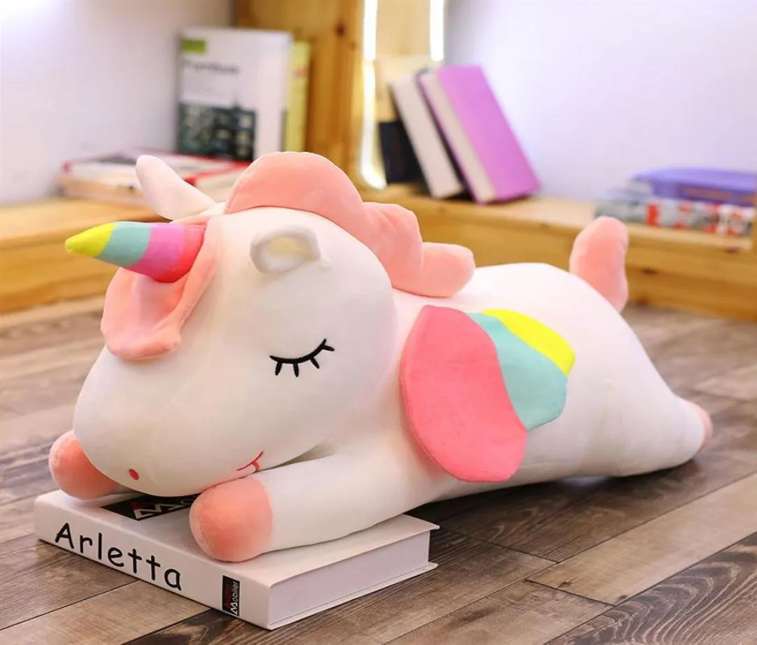 Giocattoli di peluche creativi Grande bambola di unicorno sdraiata Comodo cuscino Regalo per bambini Kawaii Per bambino Compleanno312Z3363654