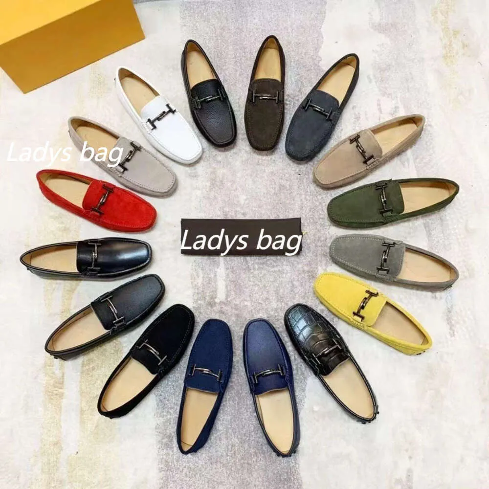 Heren Designer casual kledingschoenen platte tod Verfraaide leren loafers Loafers met ronde neus City Gommino Driving Loafer Echt leer antislip Schoenen van hoge kwaliteit