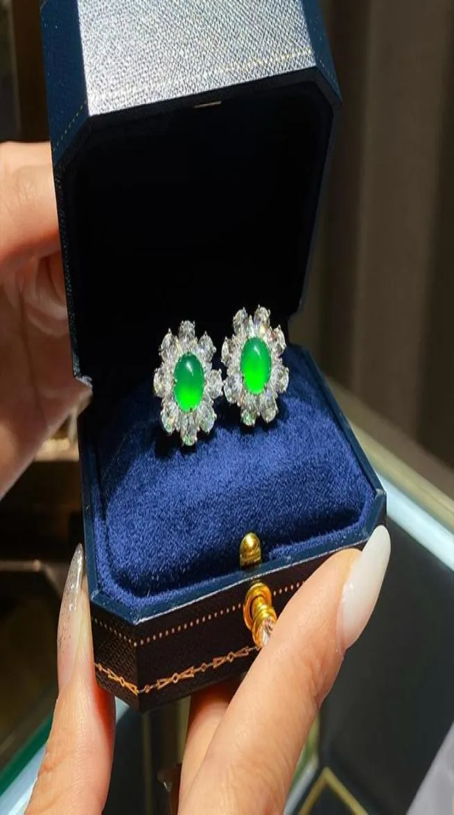 Stud High Quality 925 Silver Emerald Sunflower Jade örhängen för kvinnor glittrande fest Fine Jewelry Lady Gift3199589