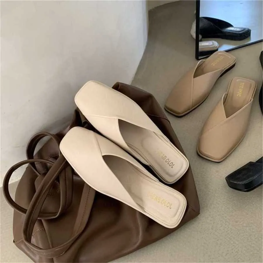 Bovenste platte bodem half pack sandalen schoenen zomers sandaal vrouwen dunne Franse minderheid baotou slepen vierkante kop zacht opgeloste muller 240228