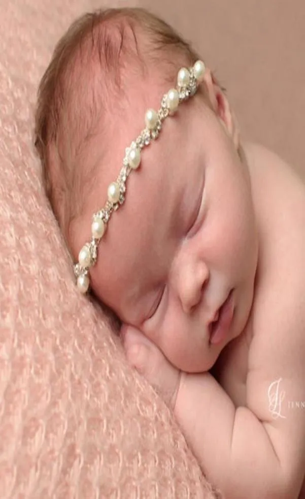 Little Girls Pearl med elastiska pannband kristallpärl pannband för nyfödda infantilpograferade rekvisita bebe födelsedagspresent5355201