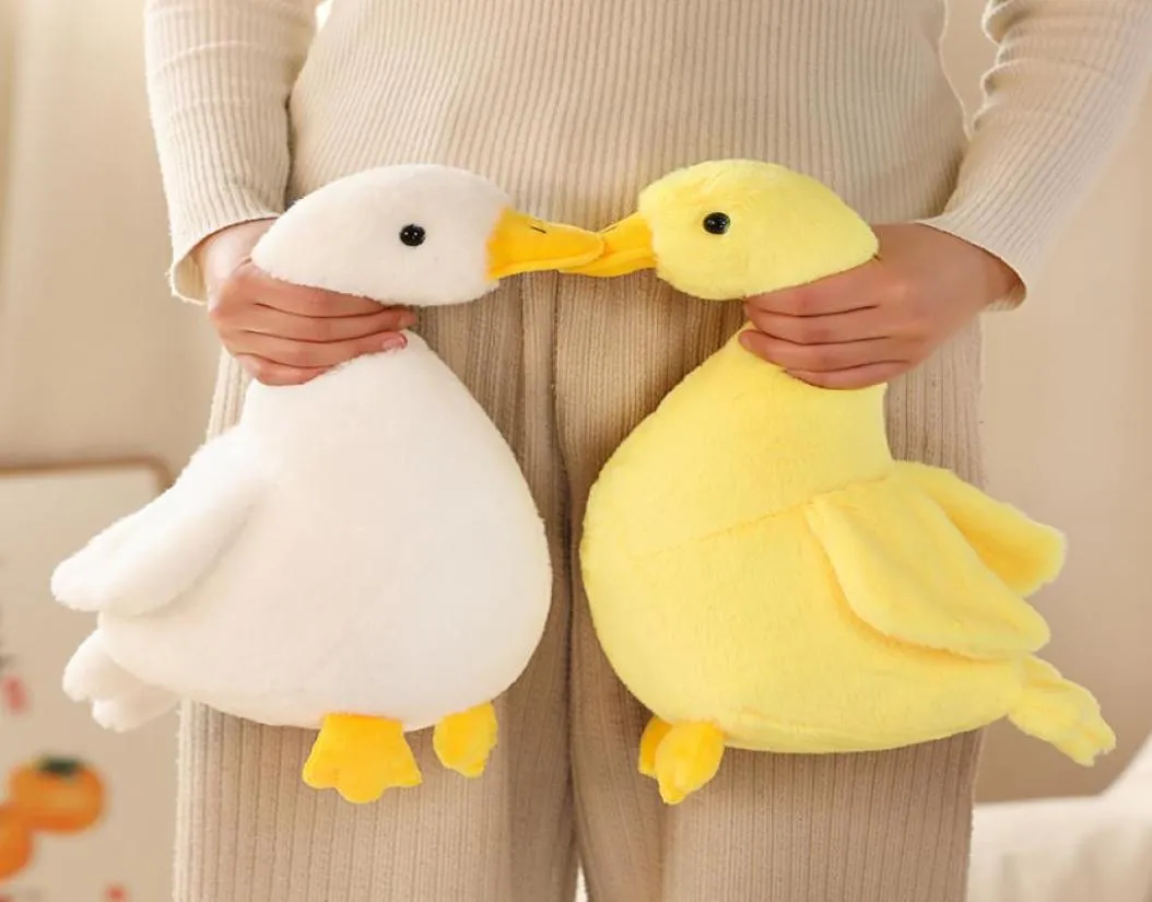 30см40см Kawaii Duck Toys Peluche Animals Doll Мягкие игрушки для ребенка Реалистичные желтые черные утки Плюшевые игрушки для девочек Children039s G7711305