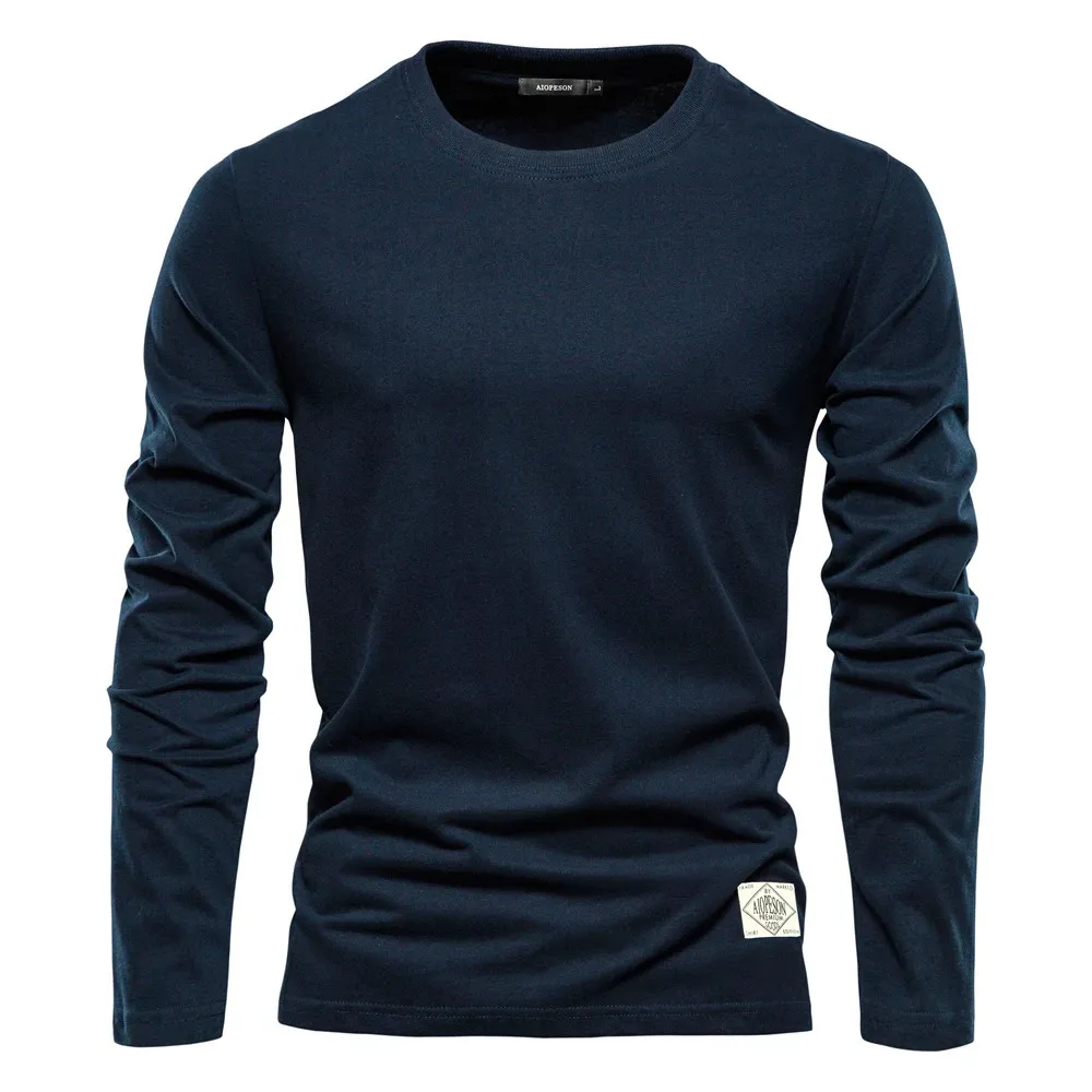 Maglietta da uomo in cotone 100 a maniche lunghe Solid Spring Magliette casual da uomo Magliette maschili di alta qualità Abbigliamento classico y240223