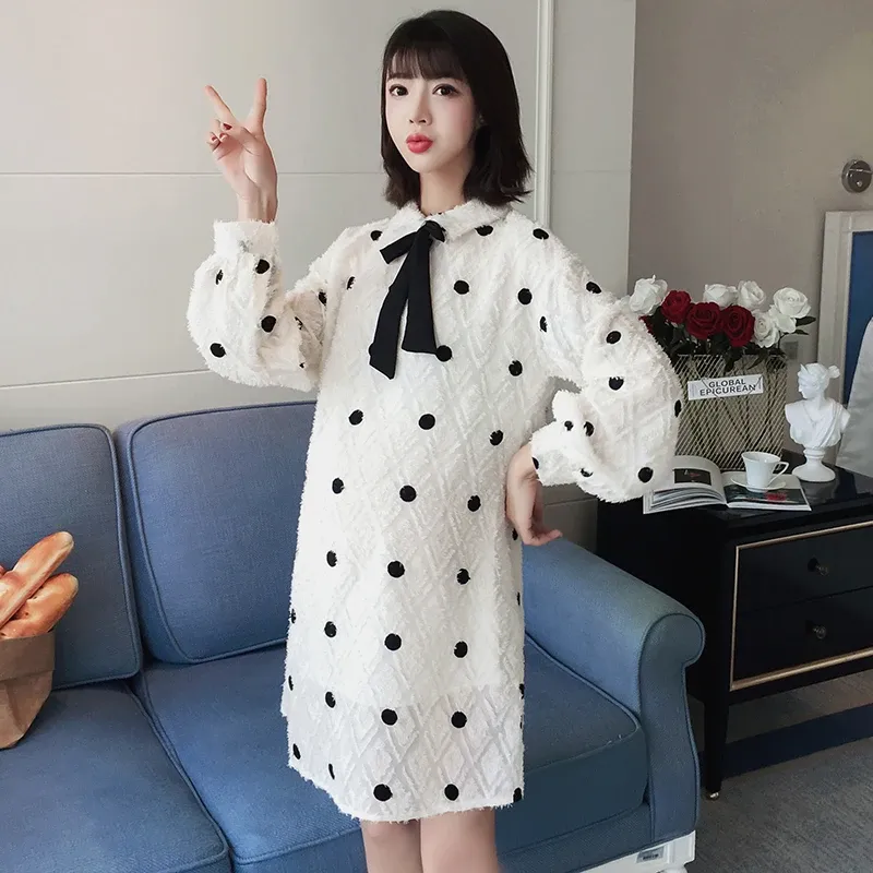 Dresses Autumn Fashion Sweet Pregnant Women Dress Turndown Collar Maternity Polka Dot Dress Bow Pregnancy Aline Dress with Lining Cute