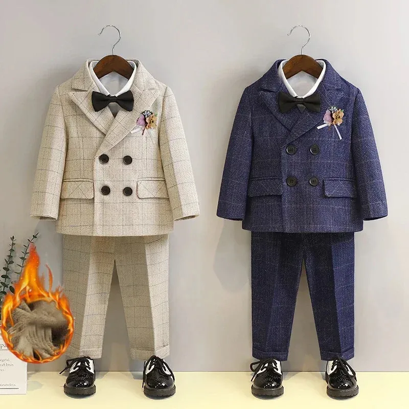 Abiti da ragazzo in pile invernale caldo blazer gilet set per bambini da 1 a 12 anni Costume da esibizione per pianoforte scozzese abiti di compleanno per bambini cachi 240304