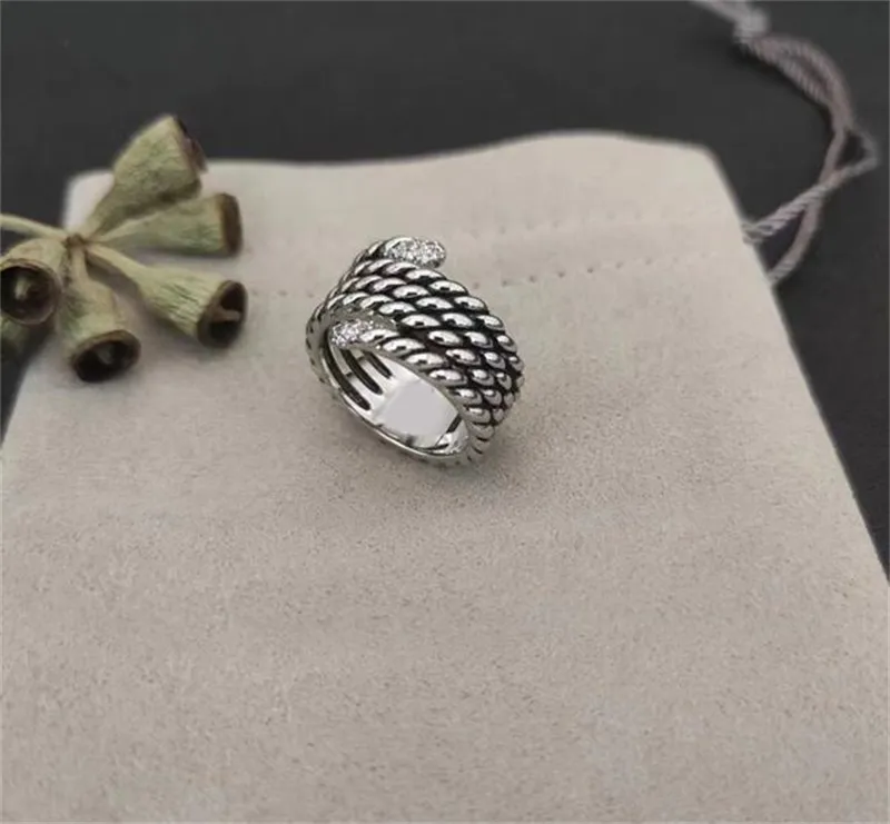 Twisted Dy Designer Rings Tasarımcı Kadınlar için Vintage Kablo Tel Miissanit Yüzük Takı Erkekler için Lüks Şık Yüzük Düğün Çift Presents ZH147 E4