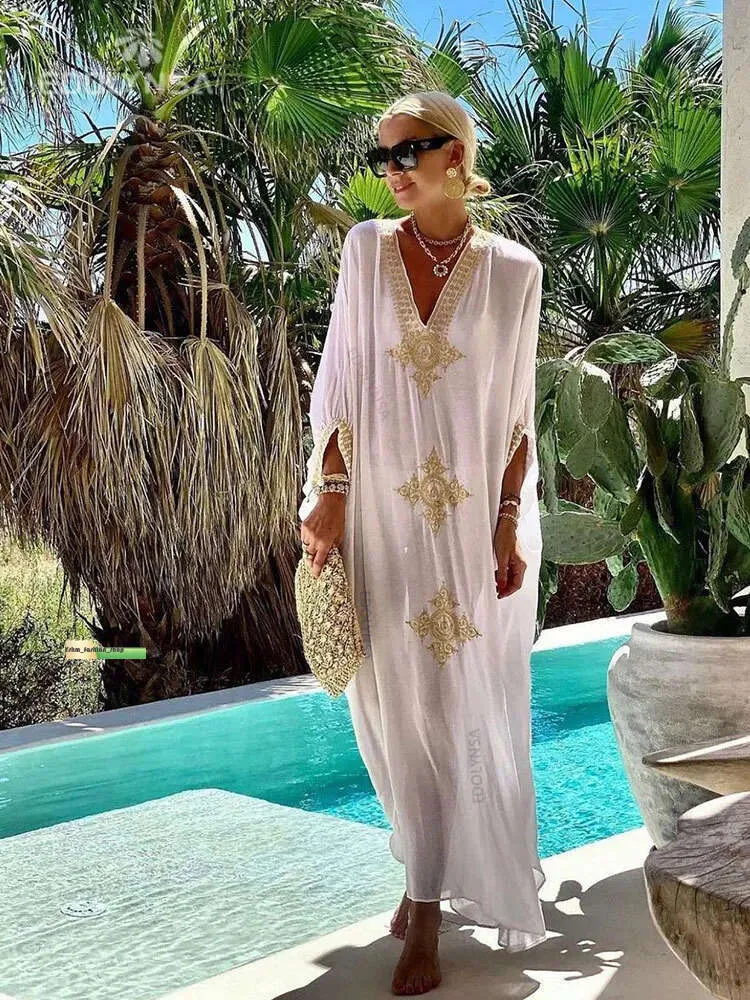 Elegant guld broderad kaftan retro V-ringning vit klänning plus storlek kvinnor kläder sommar strand slitage simma maxi klänningar strand klänning väska 948