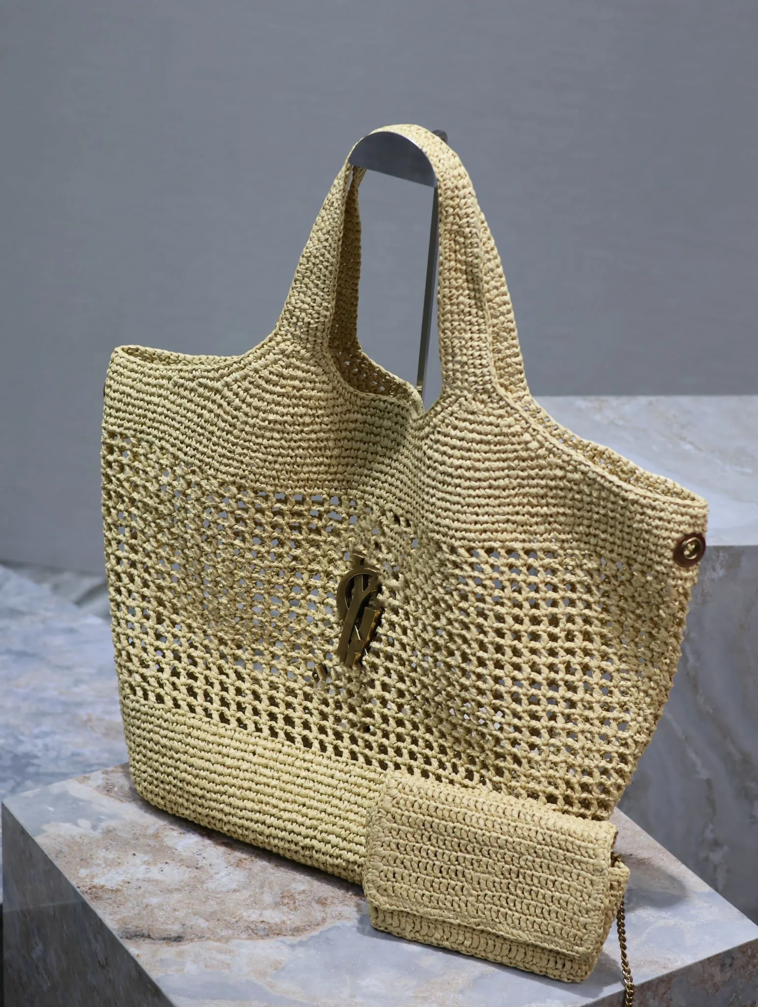 2024 حقيبة مصممة عالية الجودة مصممة مصمم جديد Y Brand Straw Bag Bag Bag Bag Ladies Luxury Classic Womens Bage