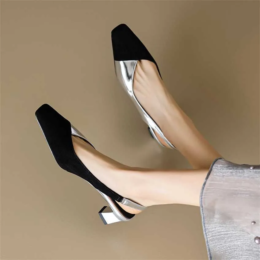Baotou sandaletleri satmak Flip flopları Kadınlar için Yaz Sandal Sınırlı Stil Kalın Topuk Arka Boş Ayakkabılar Sandles Heels 240228