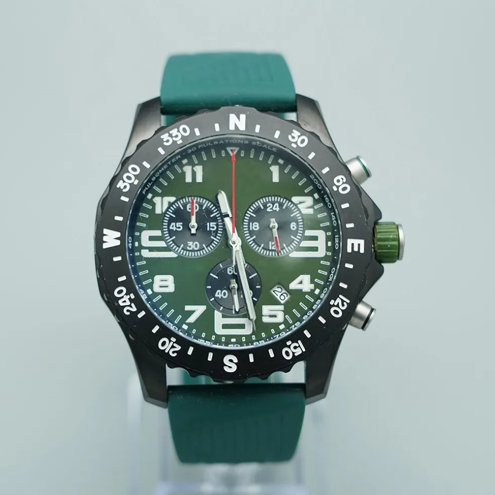 Мужские часы Japan Quartz Endurance Pro Avenger Chronograph 44mm Watch Green Rubber 1884 Мужские часы Hardex Glass Wristwatch302n