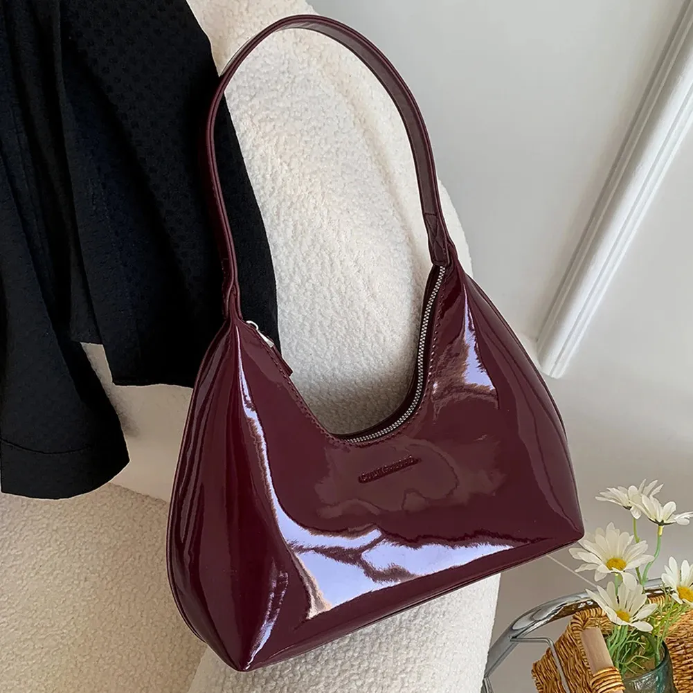 Womens Bag Patent Leather Tote Bag Versatile Fashion Shoulder Bag Satchel Hobo Bag Girl Brand Designer Zipper Small Handbags 240226