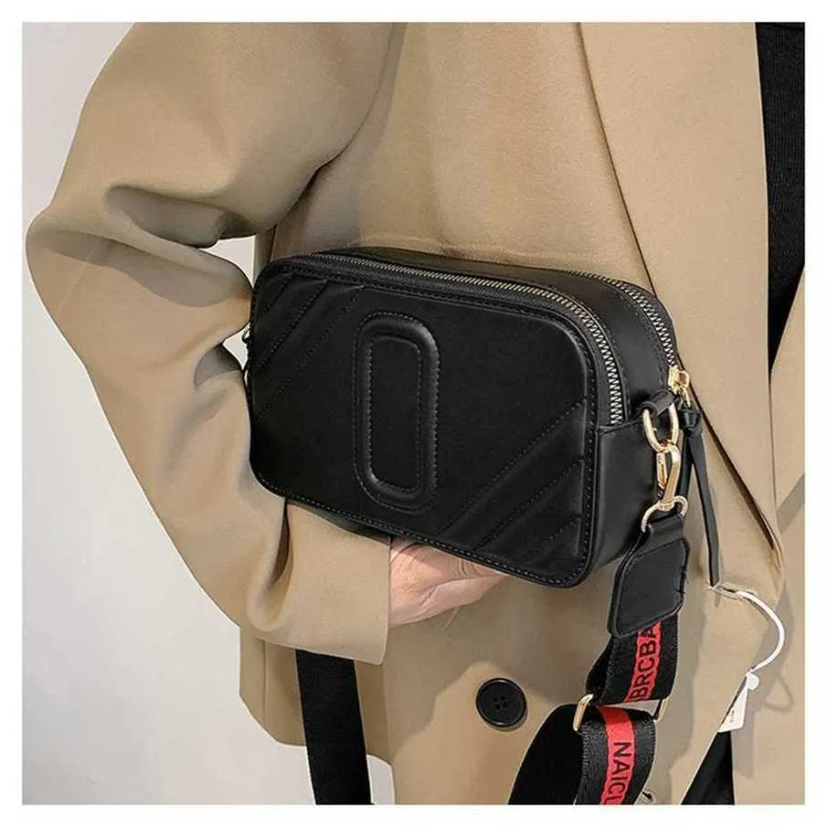 70% tomada de fábrica fora bolsa feminina rede vermelha mesma esponja algodão terno travesseiro um crossbody couro portátil código à venda