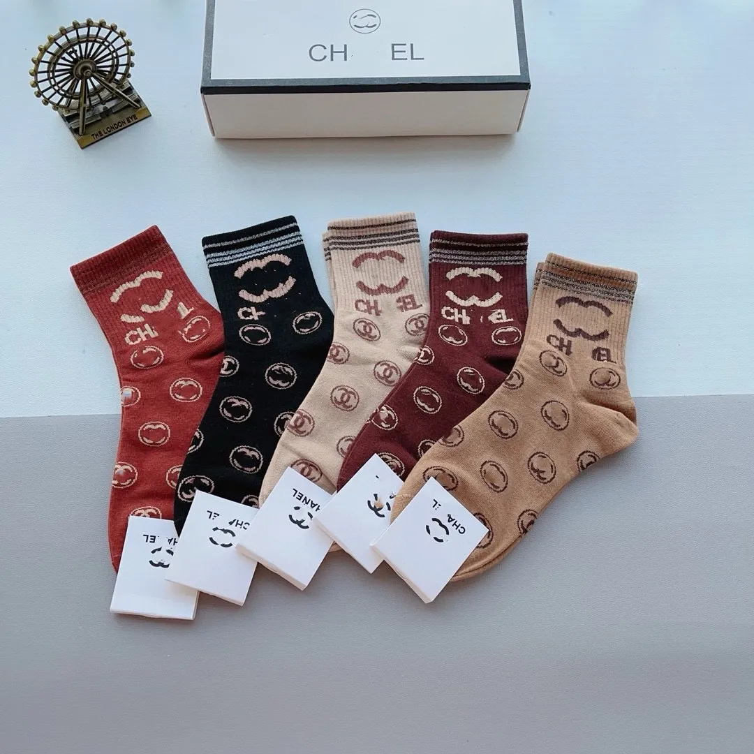 2024 Stocking Designer Mens Women Socks wełniane pończochy Wysokiej jakości ulice senior