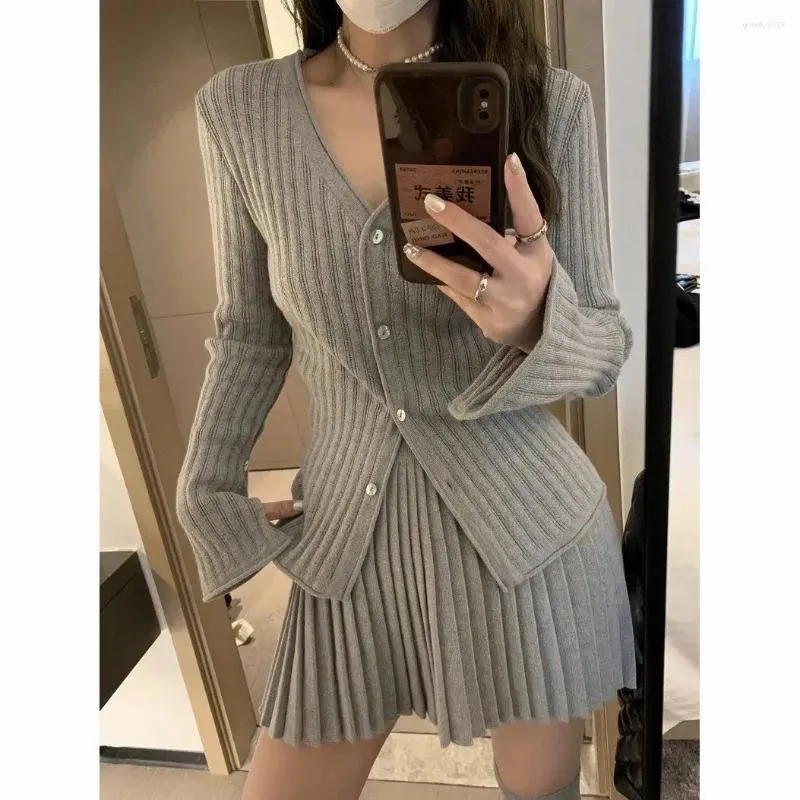 Work Dresses Spring Sweet And Spicy Pleated Skirt Sub Set Grey Knitted Cardigan Petite Inner Bottom Women's Two Pieces