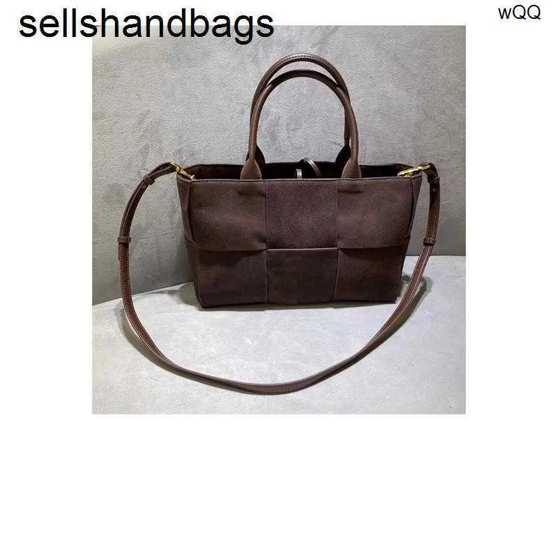 DHgate.com:Womens Genuine Leather Suede Woven Handbag Tote