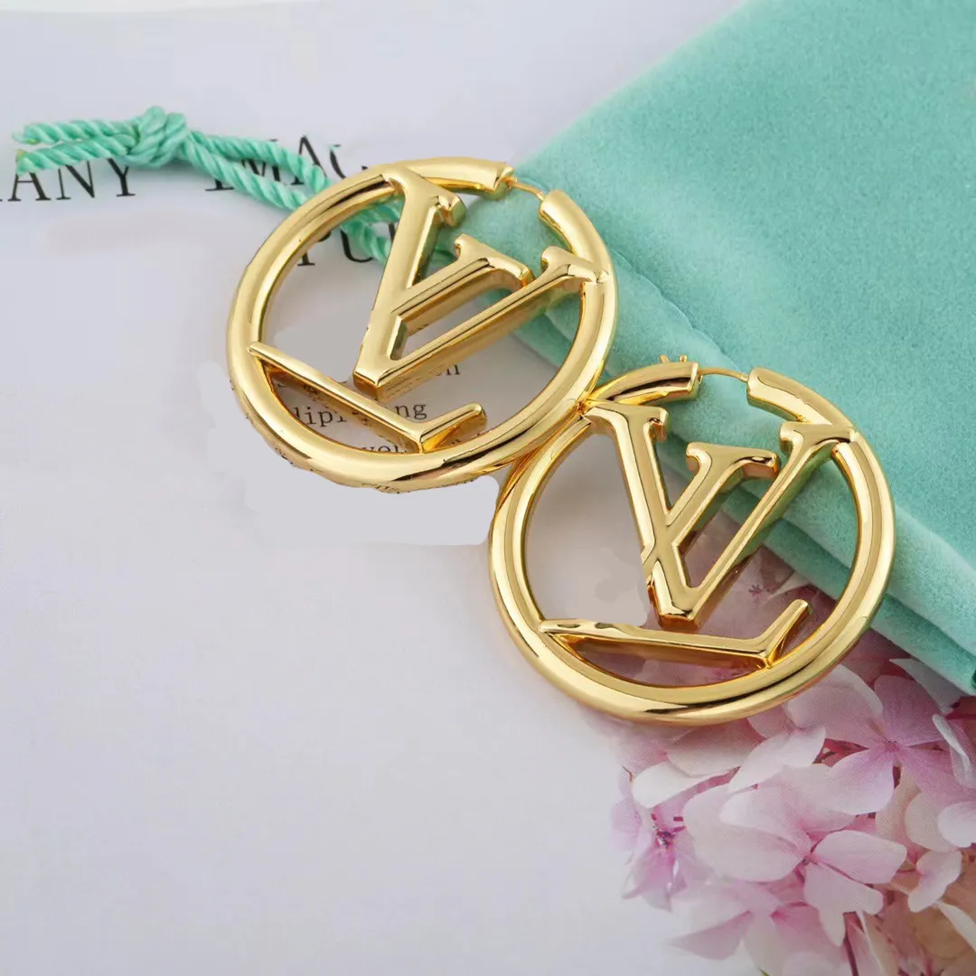 Luxury gold earrings women's fashionable earring set jewelry designer earrings Valentine's Day gift