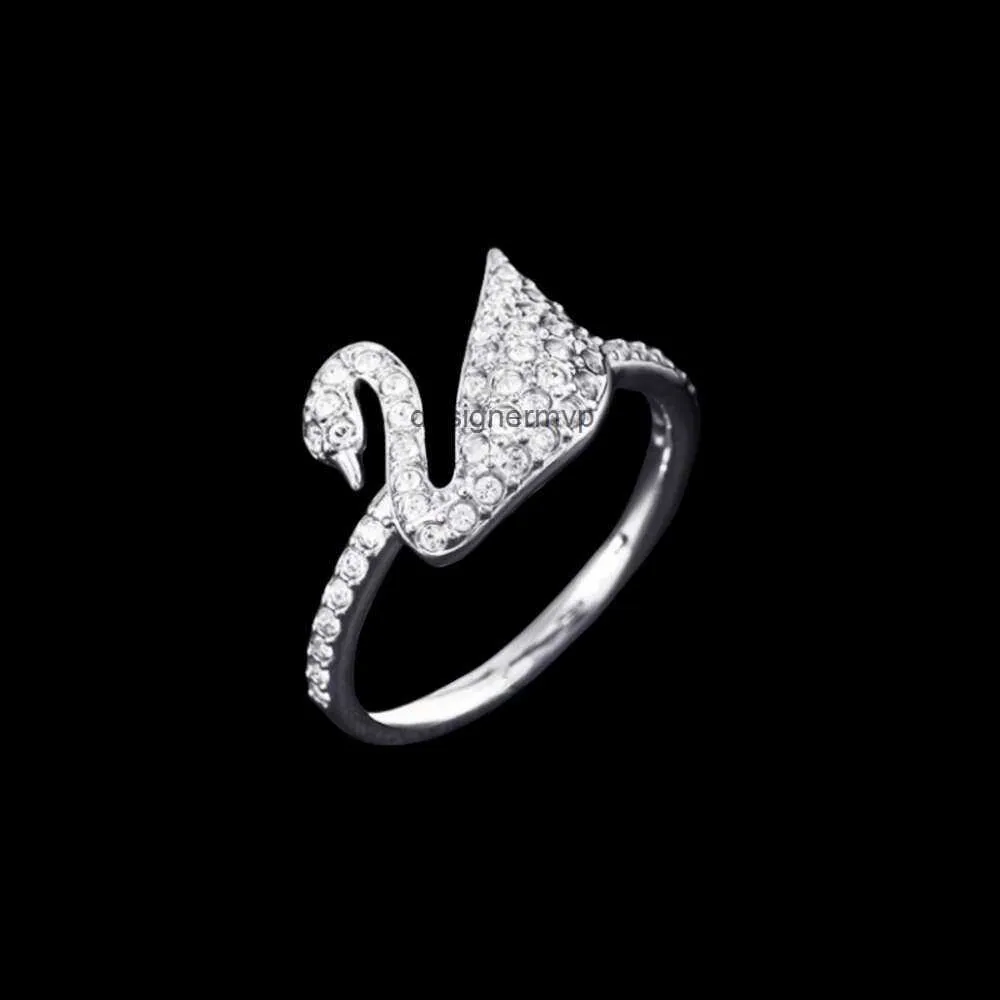 Swarovskis anel designer de luxo moda feminina qualidade original anéis de banda cisne anel icônico cisne cristal elegante clássico elegante e minimalista