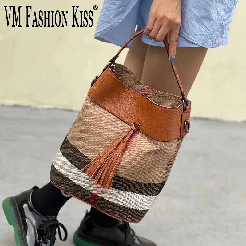 VM Fashion Kiss Canvasgenuine Leather Bucket Tote Bag Luxury Womens randig handväska stor kapacitet Casual Cross-body Handväskor 240229