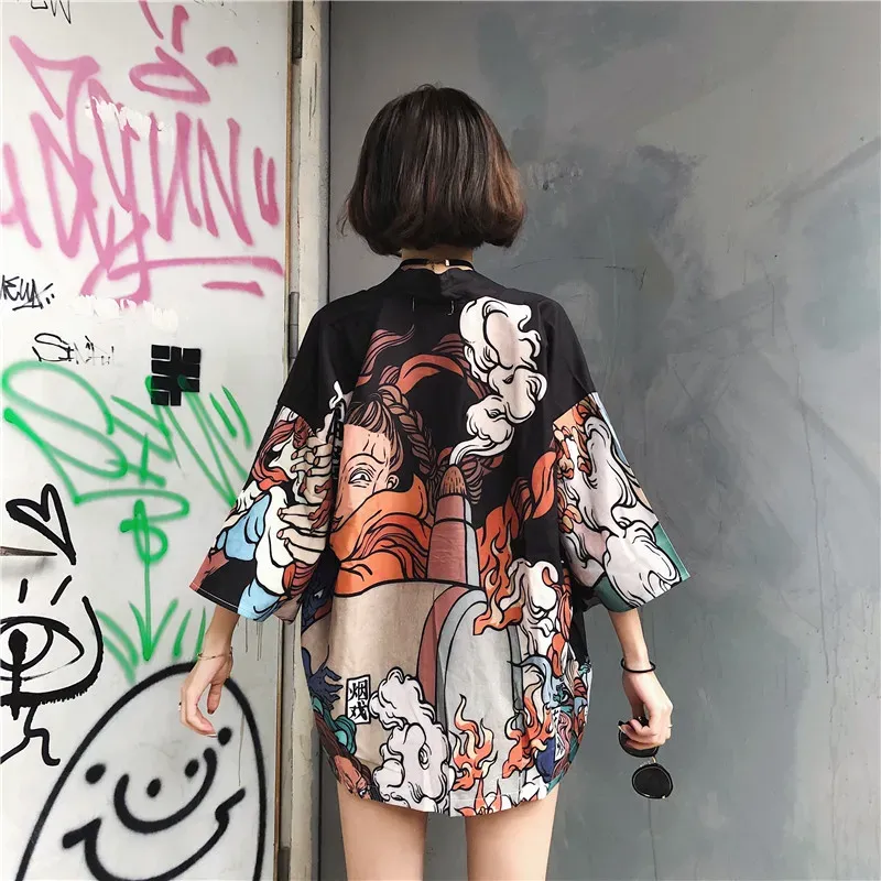 T-shirt kvinnor toppar sommaren 2020 ulzzang harajuku kawaii toppskjorta japansk streetwear blus kvinna mode kimono cardigan zz004