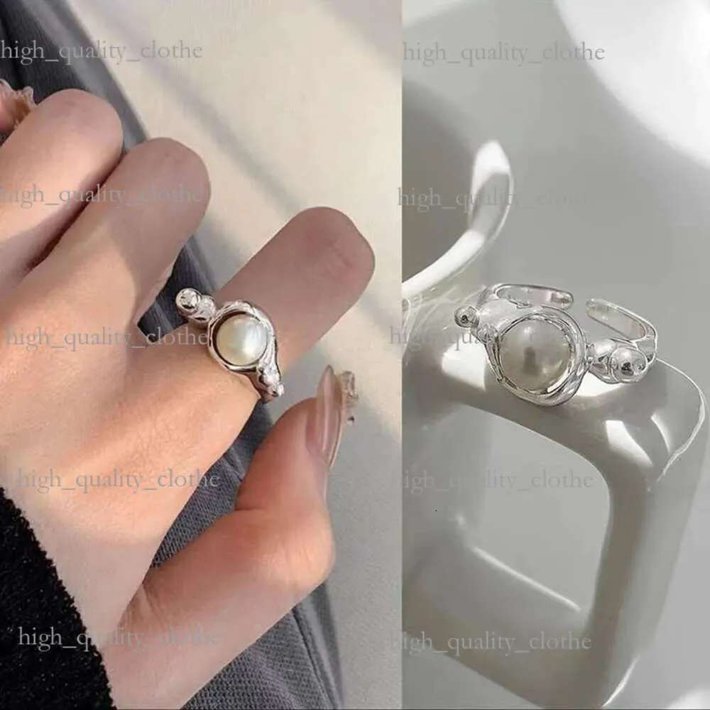 promise rings luxurys desingers vintage rings small design ins cold wind contracted senior French fold sense pearl ring female open finger ring class rings 02