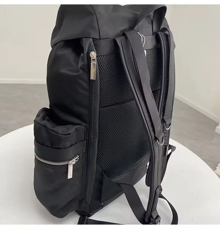 2024 Sport Outdoor Wunderlust Travel Bag السعة الكبيرة متعددة الأغراض على ظهر الظهر متعدد الوظائف للماء.