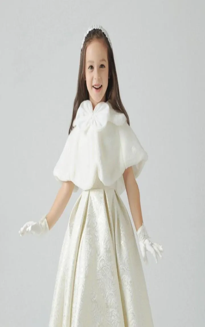 Élégant hiver châle princesse manteaux veste de survêtement bébé filles robe filles Manteau blanc en peluche fleur manteau Manteau Clothes4248515