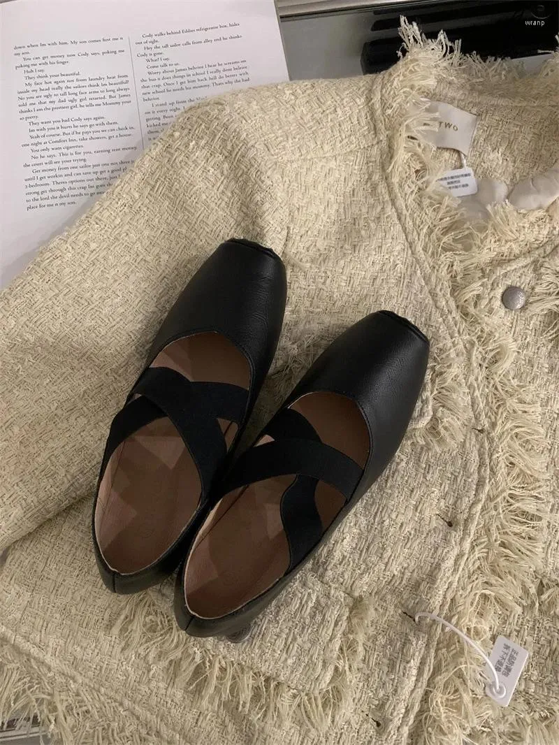 Scarpe casual Vintage per il tempo libero da donna punta quadrata incrociata con tacco basso décolleté autunno elegante accogliente Sapato Feminino