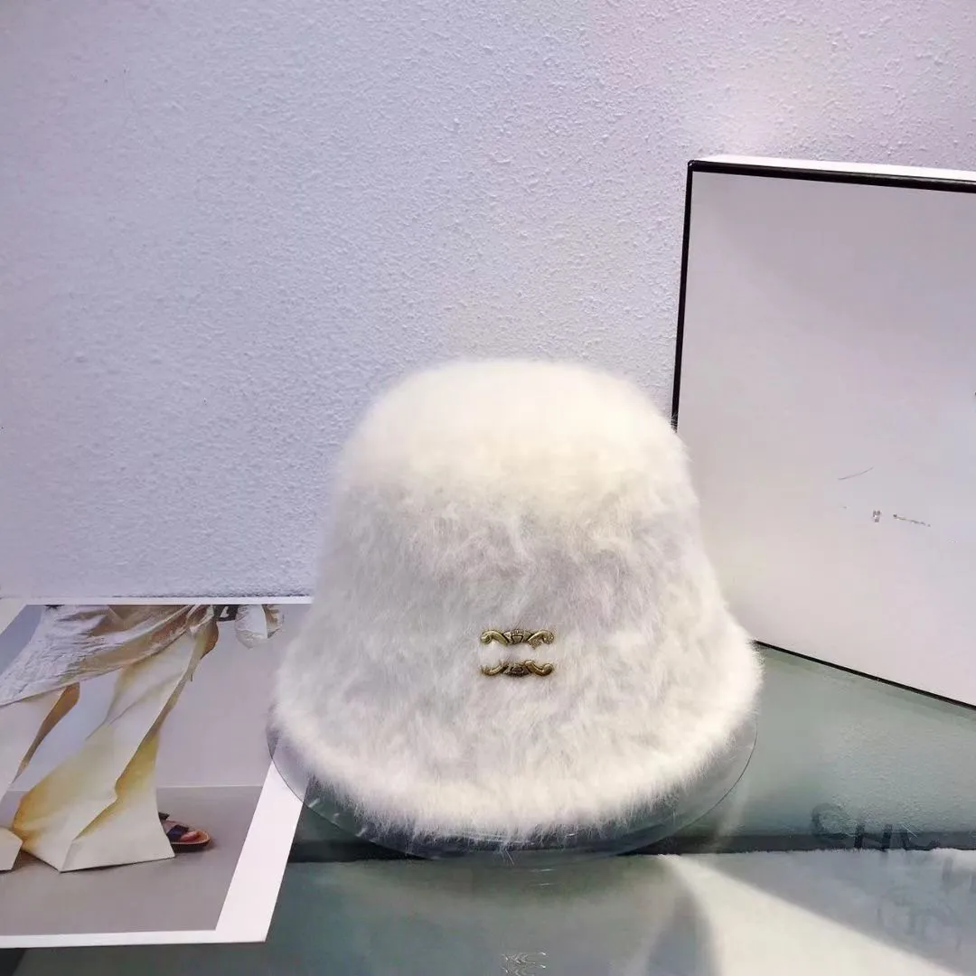 Chapeaux seau de styliste pour femmes, nouveaux chapeaux triomphaux d'automne et d'hiver 2023, bassin en poils de lapin, chapeaux en peluche