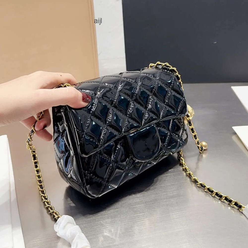 أكياس CC الفاخرة العلامة التجارية الكتف النسائية عبر الجسم الكلاسيكي Mini Flap Bag Bag Square Leather Leath