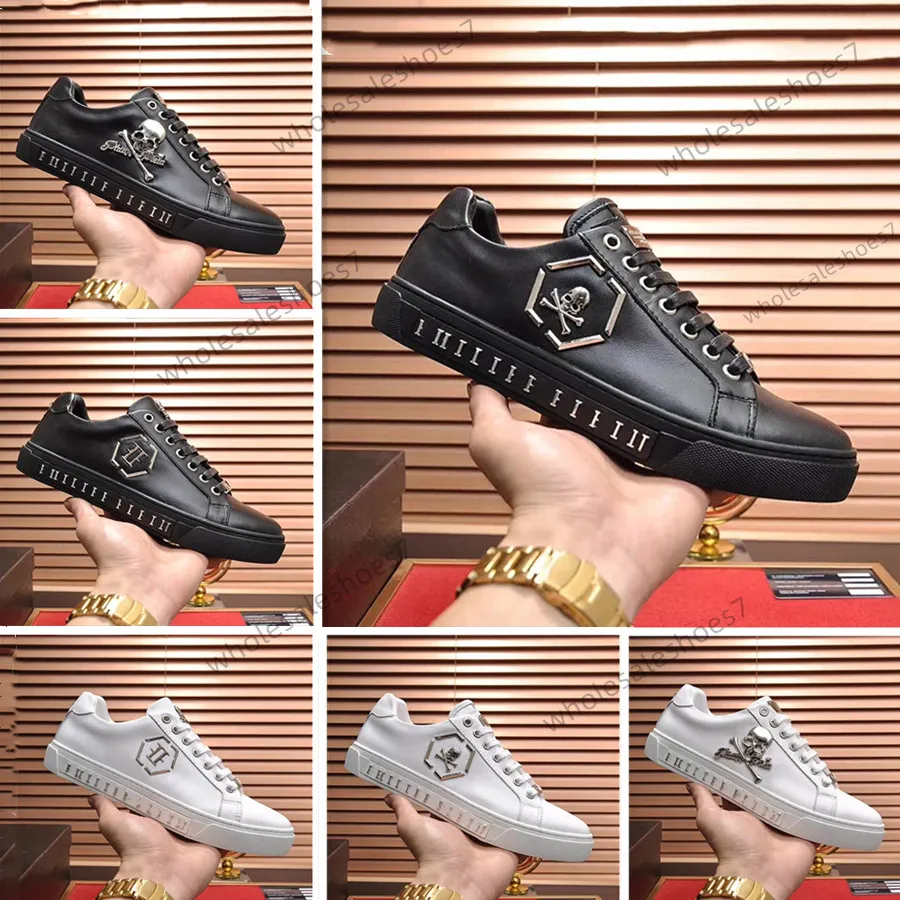 Luxe Designer Skull Herenschoenen Heren Metalen gesp merk Leer Lace Up Platform Oversized Zool Sneakers Zwart Wit Casual Schoenen Gedrukt Board Schoen