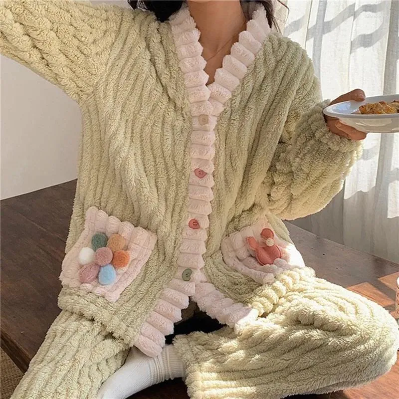 Vrouwen Nachtkleding Vrouwen Pyjama Sets 2024 Herfst Winter Warm Flanel Dikke Homewear Lange Mouw Cartoon Vrouwelijke Pyjama Pak