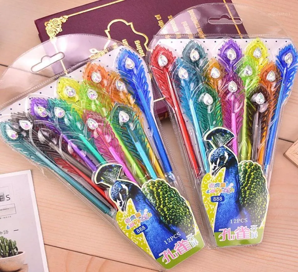 36 PCSLOT Creative Peacock Diamond Gel Pen Cute 038mm 12 Färger Ritning Pender Office School Writing Supplies PREMOTIONAL GIFT14671595