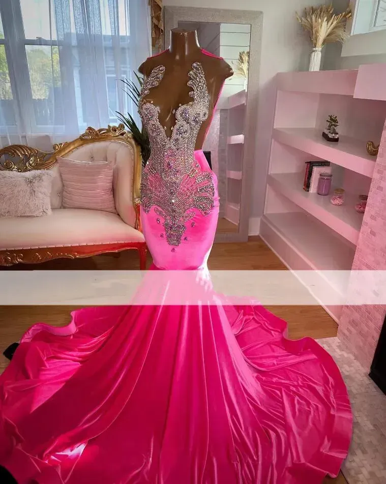 Hot Pink Diamond Prom Dresses For Black Girls 2024 Velvet Beads Rhinestones Party Gowns Mermaid Evening Dress Vestidos De Gala 0223