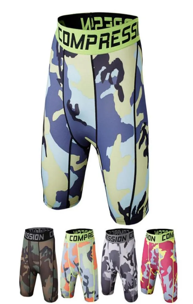 Sous-vêtements pour hommes Shorts de yoga élastiques Collants de course à pied Shorts de camouflage pour hommes Basketball Running Gym Jogging Compression Tight3099729