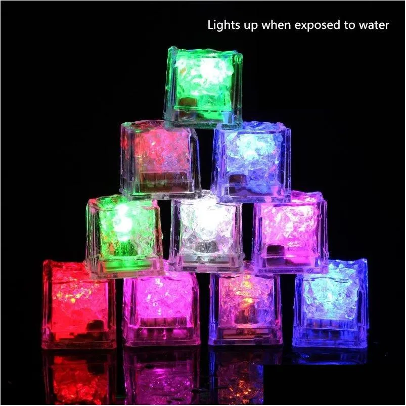 Led Toys DIY LED Toy Ice Kuber Glowing Ball Flash Wedding Festival Christmas Bar Wine Decor Induktion Lysande dekoration levererar dro dhbgw