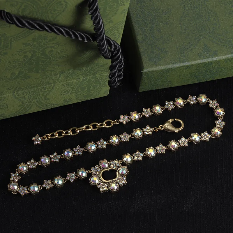 Designers Pendant Necklaces Luxury Jewelry for Women Diamond Necklace High Quality Gold Pendant Necklaces Versatile Necklace With Box 24381LR