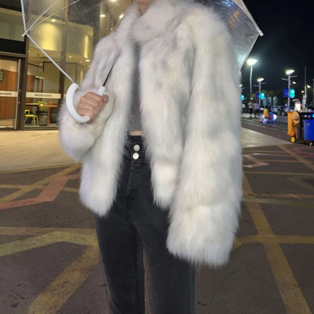 2023 Winter New Faux Fox Grass Women's Short Haining Net Red Fur Coat Slimming Off Season 893544