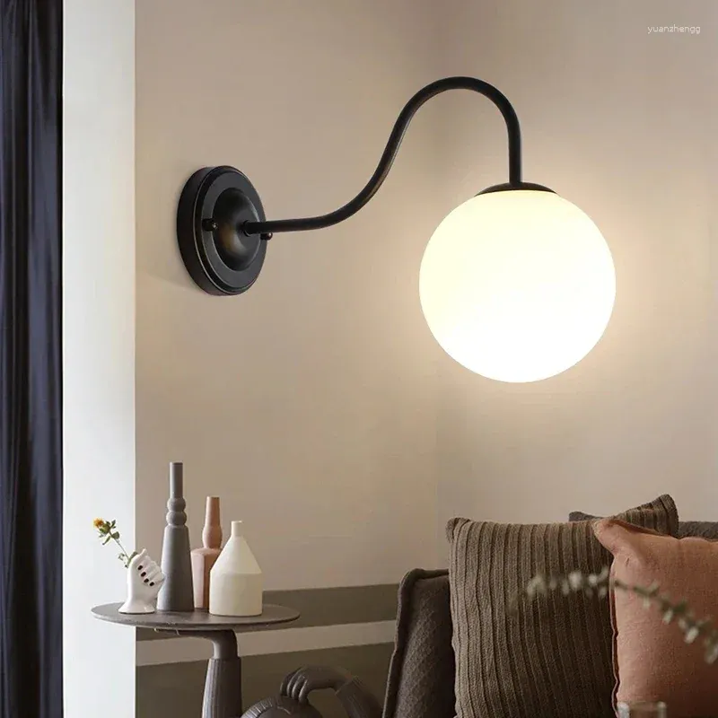 Lampade da parete Nordic E27 LED Luci a sfera in stile moderno per la lampada da comodino della camera da letto del corridoio