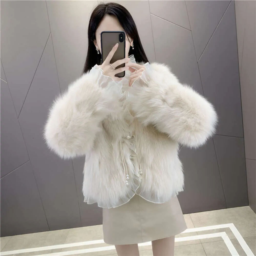 Haining Fox Fur Grass för kvinnors stil och kändis Ny 2024 Short Lace Slim Young Coat Winter 539745