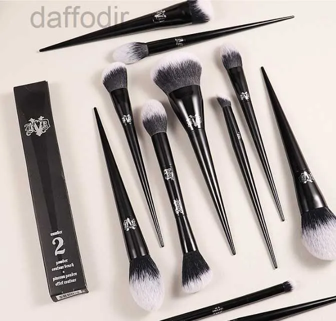 Make-up kwasten Hot Makeup Brush Kat Von D Professionele kwasten Poeder Foundation Blush Make-up kwasten Oogschaduwkwast met doos Make-up gereedschap 240308