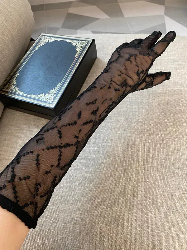 Black Tulle Gloves For Women Designer Ladies Letters Print Embroidered Lace Driving Five Fingers Gloves Fashion Thin Party Gloves 2 Size