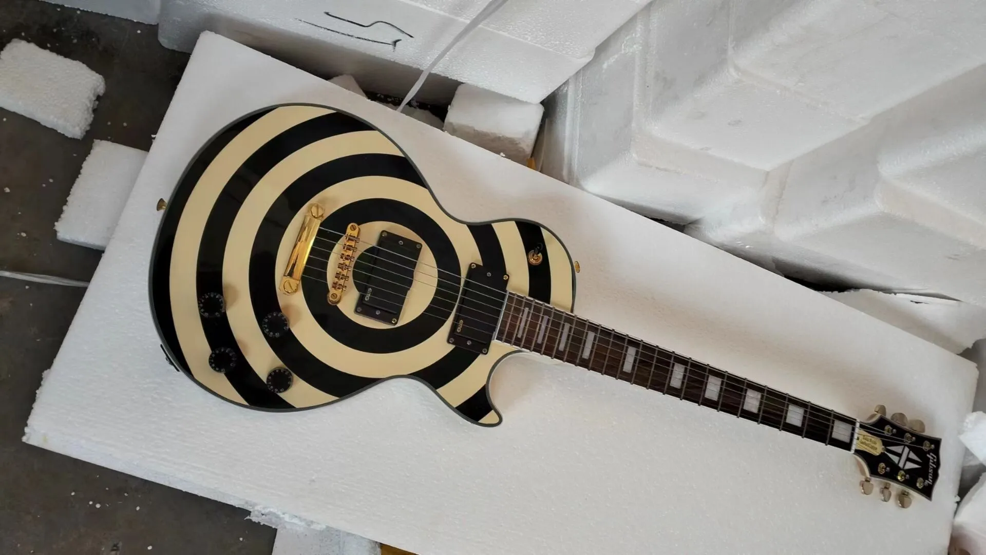 Benutzerdefinierte Zakk Wyld Bullseye Cream Yellow E-Gitarren 2H Pickups