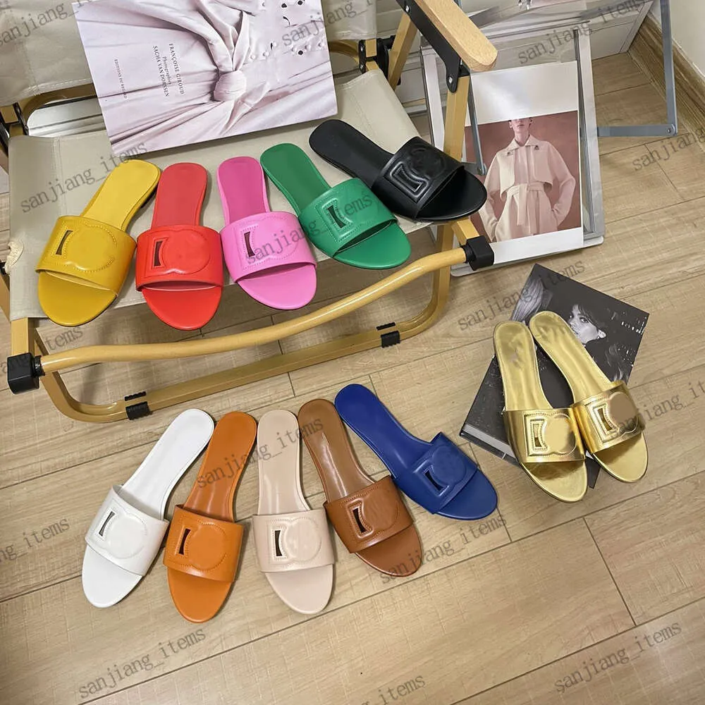 Designer tofflor Kvinnors sammanlåsande alfabet Cut-Out Slide Bianca Cutout Flat Leather Sandals Summer Shoes Mules Beach Flip-Flops With Crystals Gold Buckle