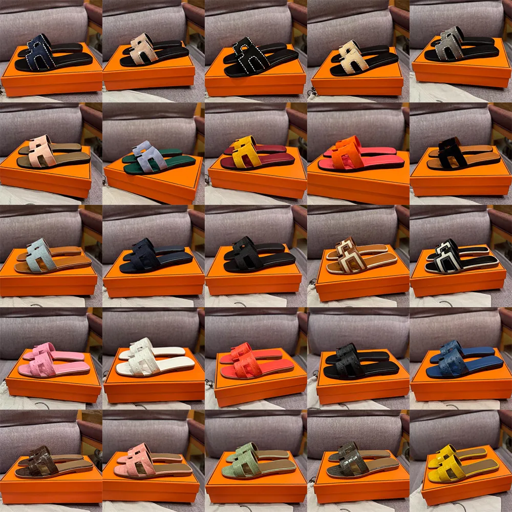 أفضل جودة المصممين النعال الصندل الجلود الأصلي للشرائح النسائية الصيفية الصيفية في الصنادل الترفيهية شرائح الشاطئ الشاطئ 2024 New Spring Flat Shoes 35-42 مع صندوق